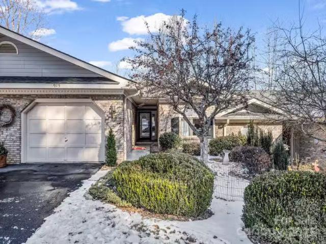 Condo for sale in Hendersonville Condo for sale in Hendersonville