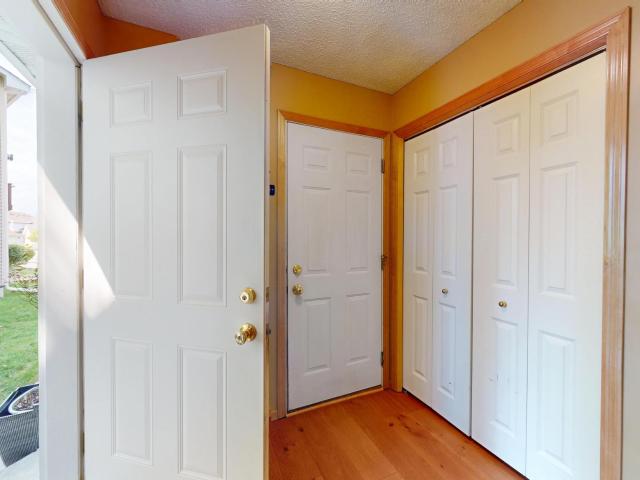 Townhouse for sale in Chanhassen, Minnesota