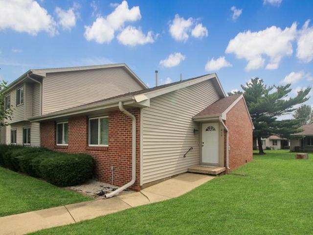 Condo for sale in Champaign, Illinois