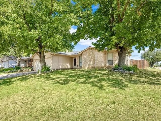 House for sale in Arlington, Texas