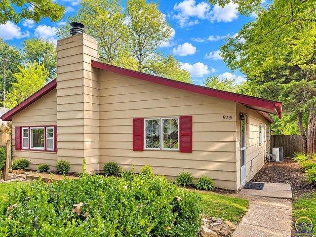 House for sale in Country Club Heights, Emporia