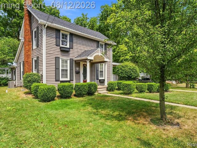 House for sale in Fenton, Michigan