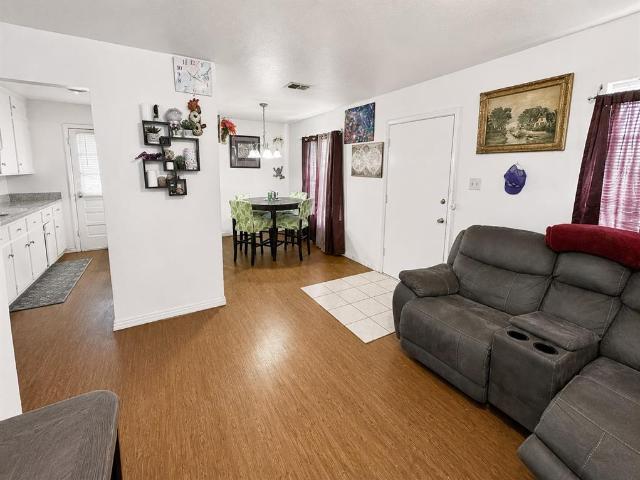House for sale in Sanger, Denton County