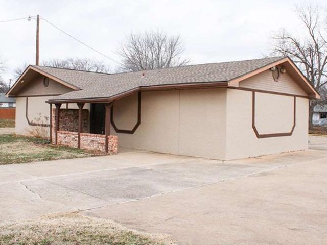 House for sale in Ponca City, Kay County