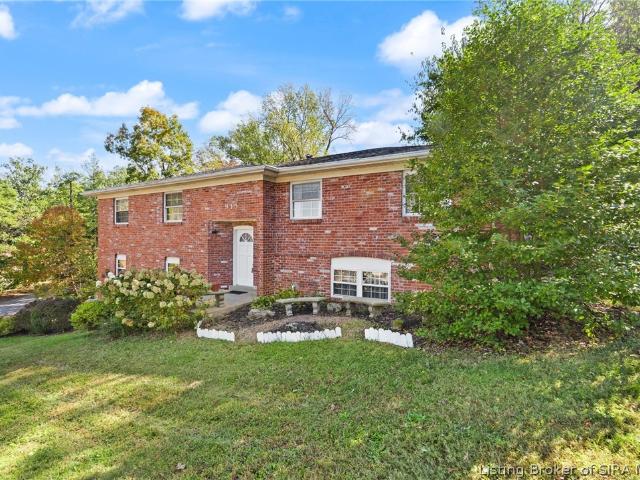 House for sale in New Albany, Floyd County