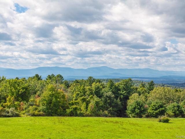 House for sale in Martindale, Town of Claverack