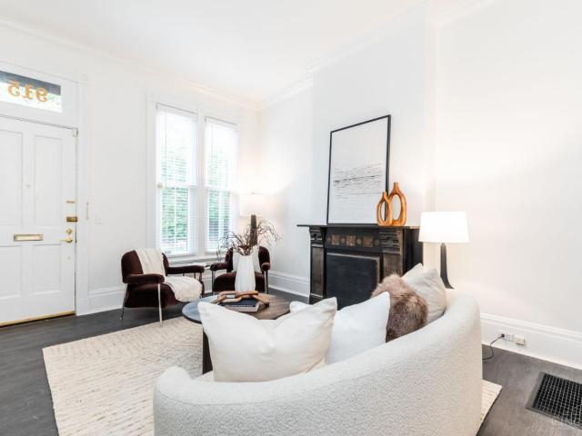 House for sale in Walnut Hills, Roselawn