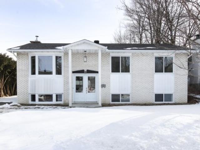 House for sale in Fabreville, Quebec