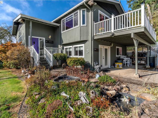 House for sale in Corbett, Multnomah County