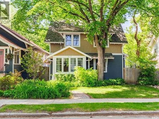 House for sale in Saskatoon, Saskatchewan