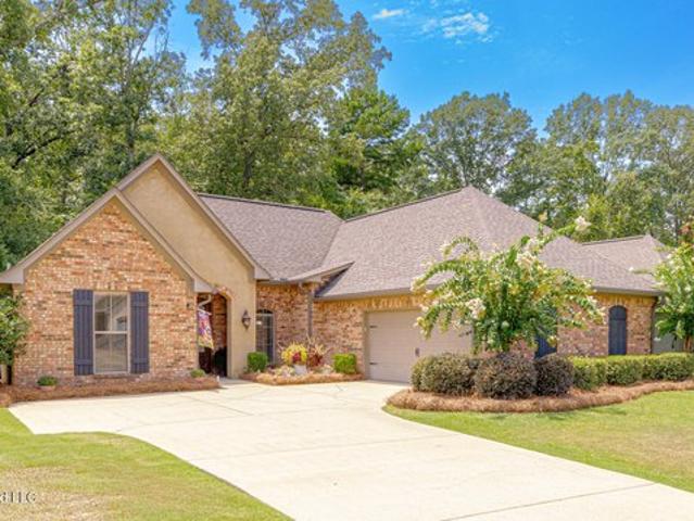 House for sale in Pearl, Mississippi