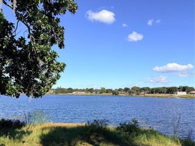 House for sale in Lake Hamilton, Florida