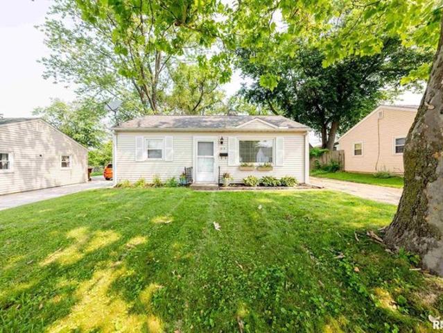 House for sale in Lake University, Peoria