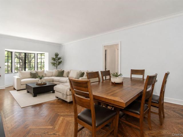 Condo for sale in Village of Pelham Manor, Town of Pelham