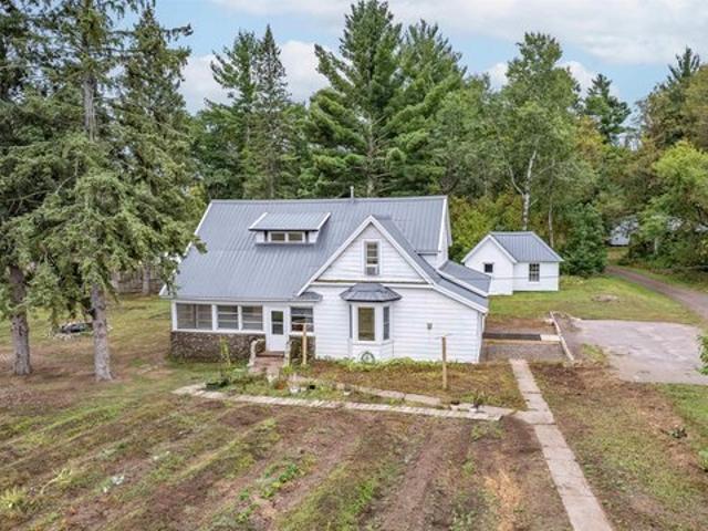 House for sale in Solon Springs, Douglas County