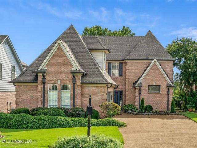 House for sale in Nesbit, Mississippi