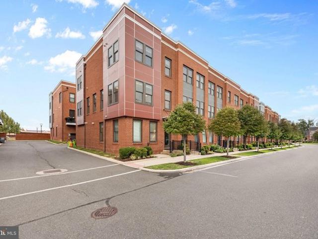 Townhouse for sale in Lorton, Fairfax County