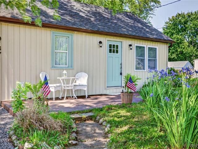 House for sale in Irving, New York