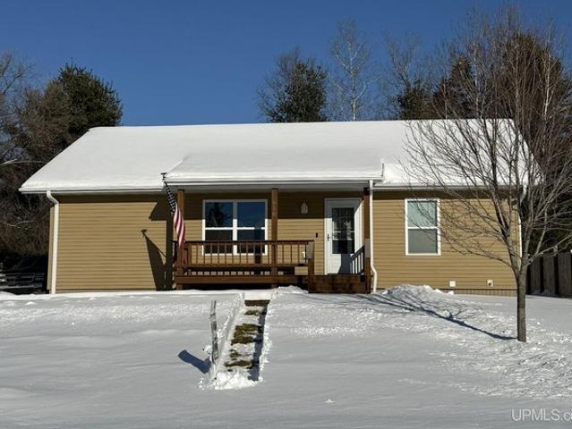 House for sale in Kingsford, Michigan