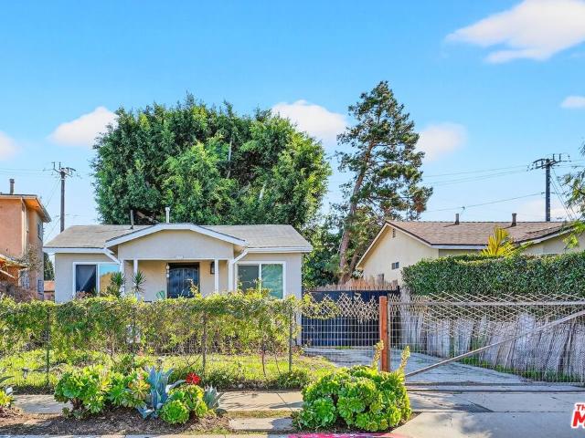 House for sale in Inglewood, California