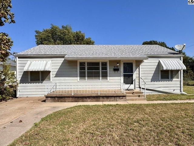 House for sale in Hutchinson, Reno County