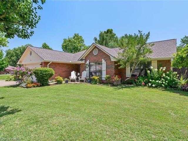 House for sale in Sallisaw, Oklahoma
