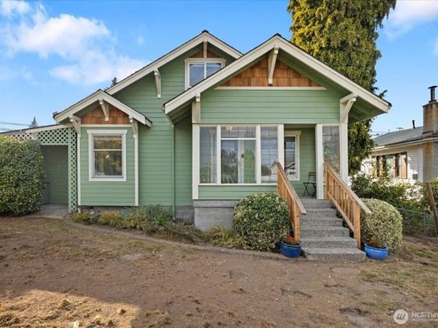 House for sale in Everett, Washington