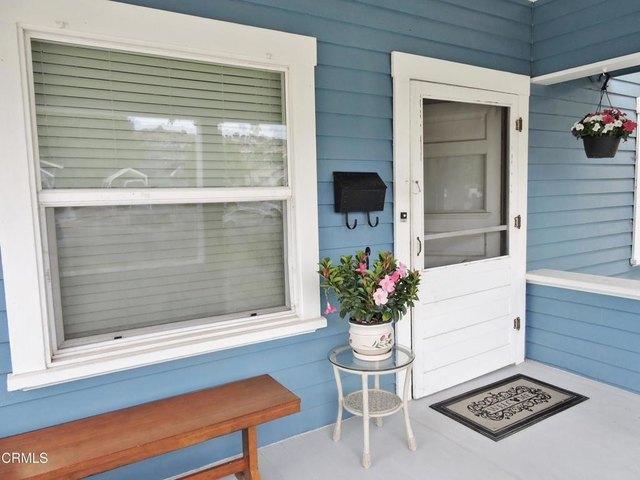 House for sale in Santa Paula, California