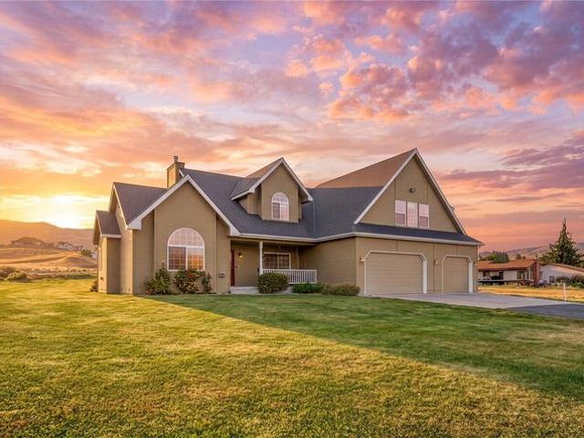 House for sale in Sunnyslope, Wenatchee