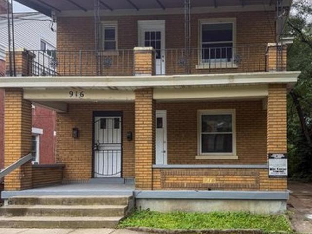House for sale in Roselawn, Ohio