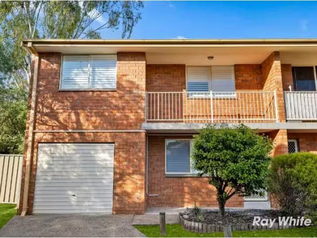 House for rent in Acacia Gardens