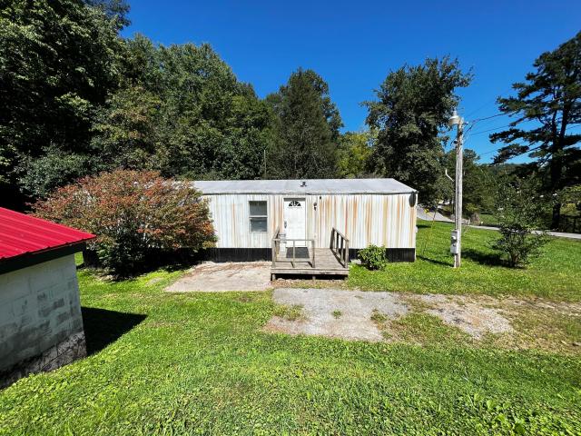 House for sale in Tyner, Kentucky