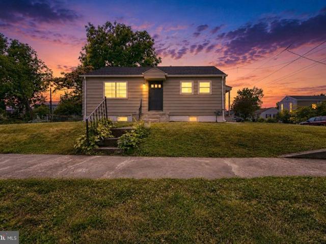House for sale in Cumberland, Pennsylvania