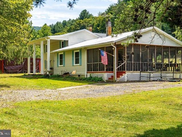 House for sale in Mathias, Hardy County