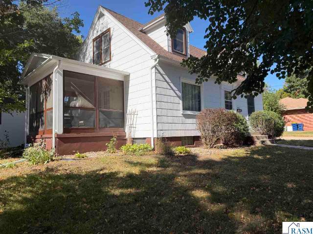 House for sale in New Ulm, Brown County