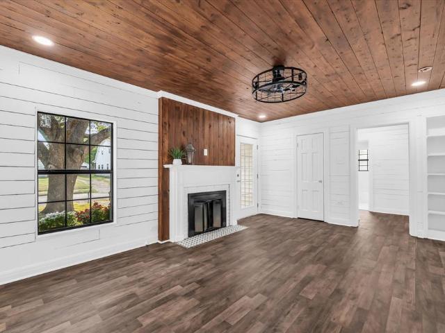 House for sale in Waco, Texas