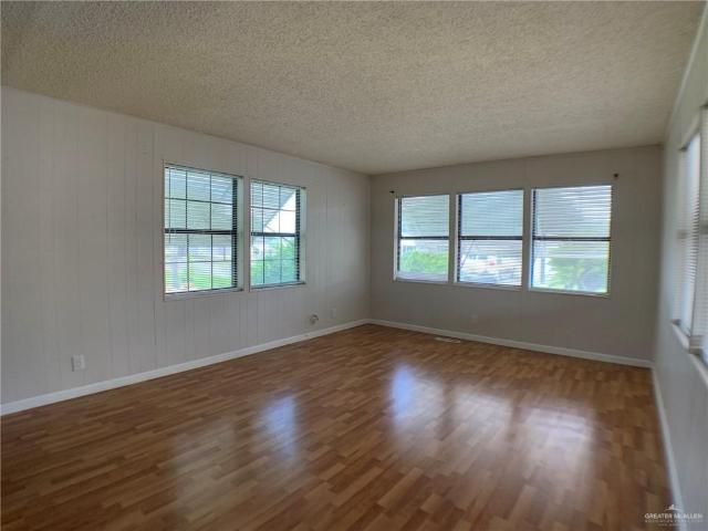 House for sale in La Feria