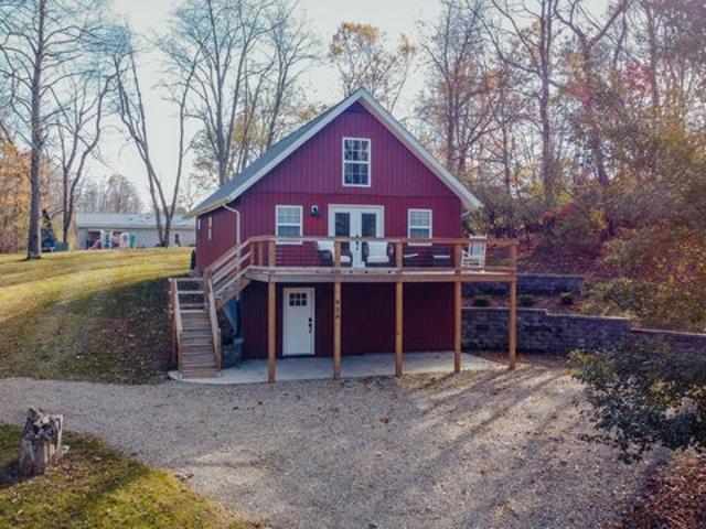 House for sale in Howard, Ohio