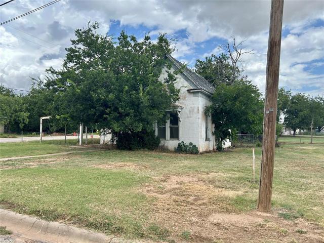 House for sale in Coleman, Texas