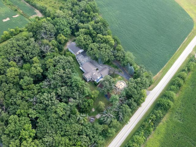 House for sale in Leaf River, Illinois