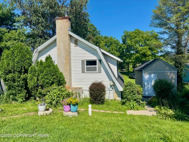 House for sale in Gilbert, Pennsylvania