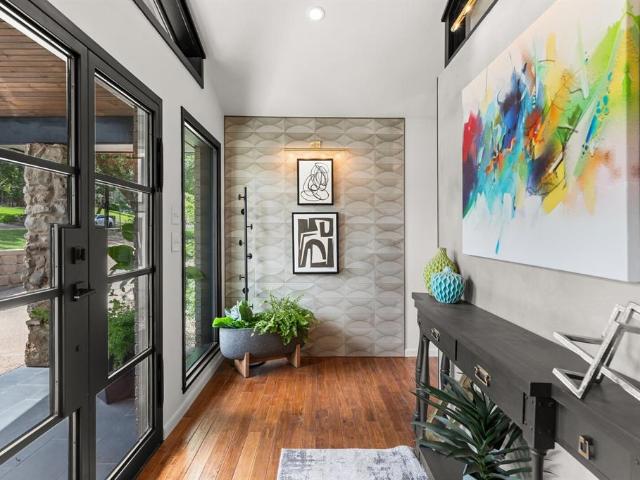 House for sale in Woodway