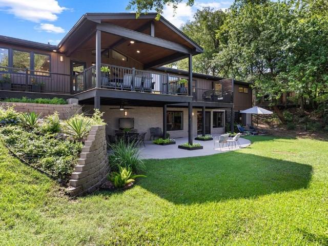 House for sale in Woodway House for sale in Woodway