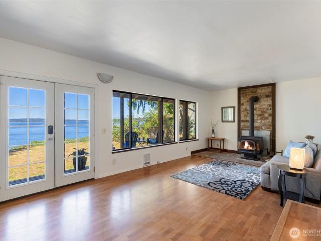 House for sale in Belfair, Washington