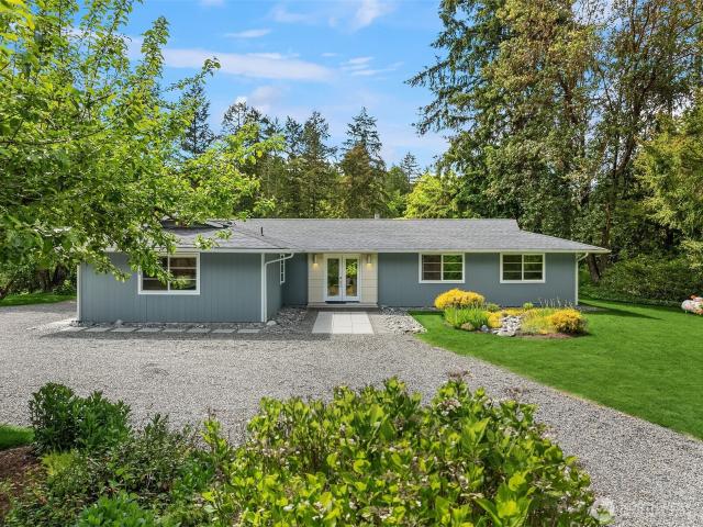 House for sale in Bainbridge Island, Washington