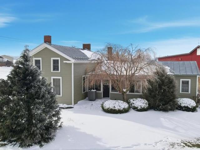 House for sale in Fredericktown, Ohio