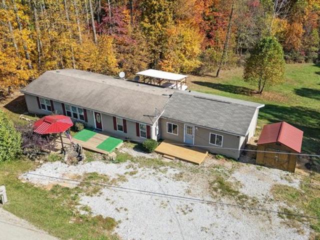 House for sale in Saint Louisville, Ohio