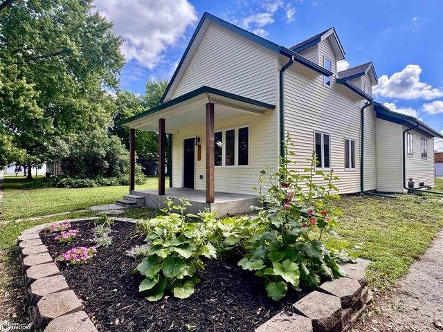 House for sale in Onawa, Iowa