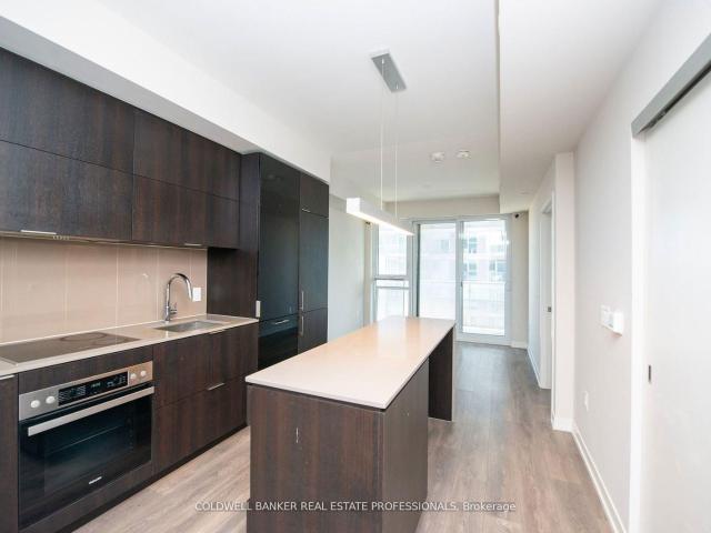 Condo for sale in Toronto, Golden Horseshoe