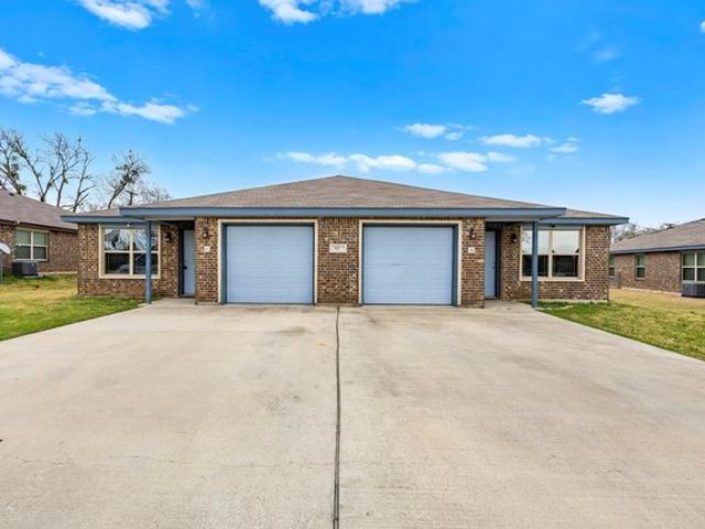 House for sale in Briggs, Texas